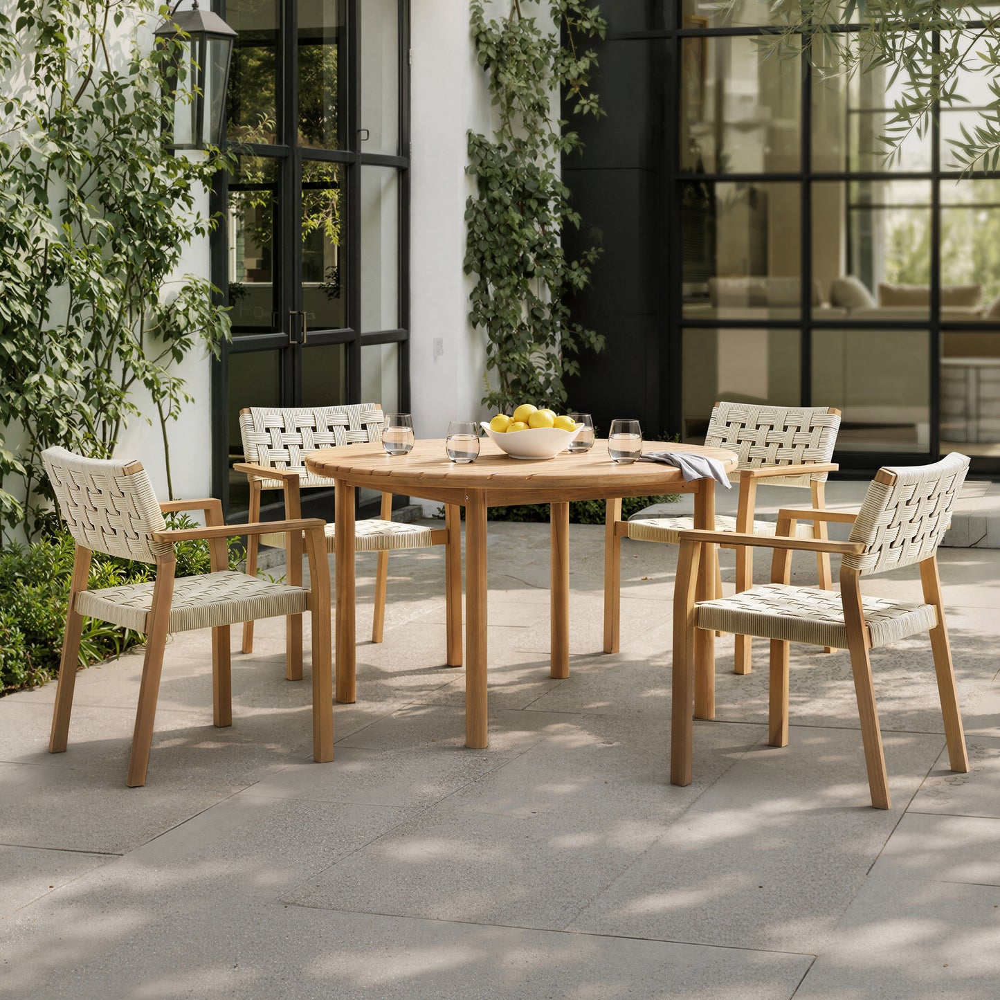 Looma Armchair 5-Piece Round Outdoor Dining Set | Rope & Acacia Wood